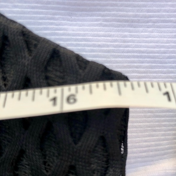 Express cut out mini skirt set Cropped Diamond Textured Sz. Small - Picture 10 of 13